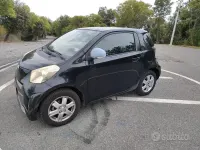 Usata Toyota iQ Sol 68 CV (50 kW) 2010 Nero Utilitaria