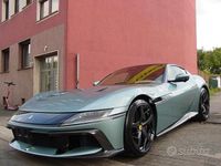 Nuova Ferrari 12 Cilindri 825 CV (606 kW) 2025