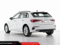 Usata Audi A3 Business 116 CV (85 kW) 2022 Bianco ghiaccio metallizzato Berlina