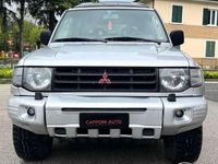 Usata Mitsubishi Pajero 115 CV (84 kW) 2001 Argento SUV
