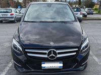 Usata Mercedes B200 136 CV (100 kW) 2019 Nero Monovolume