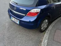 Usata Opel Astra Cosmo 90 CV (66 kW) 2004 Berlina