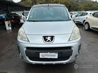 Usata Peugeot Partner Tepee Premium 112 CV (82 kW) 2010 Grigio Monovolume