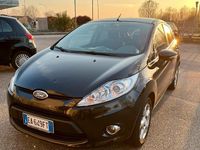 Usata Ford Fiesta Titanium 68 CV (50 kW) 2010 Nero Utilitaria