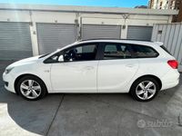 usata Opel Astra 1.4 TURBO SPORTS TOURER GPL