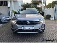 Usata VW T-Roc Life 150 CV (110 kW) 2023 Pyrit silver met / tetto nero SUV