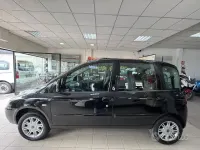 Usata Fiat Multipla Dynamic 103 CV (75 kW) 2010 Nero Monovolume