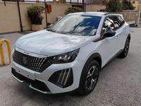 Usata Peugeot 2008 Allure 101 CV (74 kW) 2024 Bianco SUV
