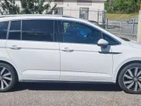 Usata VW Touran R-line 150 CV (110 kW) 2016 Bianco Monovolume