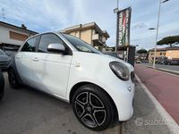 Usata Smart ForFour Passion 71 CV (52 kW) 2015 Bianco Utilitaria