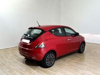 Usata Lancia Ypsilon Silver 69 CV (50 kW) 2020 Rosso Utilitaria