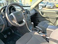 Usata Mahindra XUV500 140 CV (102 kW) 2021 Bianco SUV