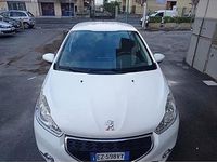 Usata Peugeot 208 Allure 68 CV (50 kW) 2015 Grigio Utilitaria