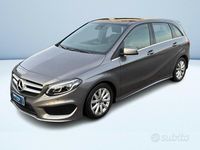 Usata Mercedes B200 Premium 136 CV (100 kW) 2018 Grigio Monovolume