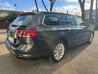 Usata VW Passat Business 120 CV (88 kW) 2019 Grigio Station wagon