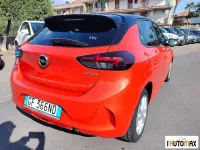 Usata Opel Corsa Edition 101 CV (74 kW) 2021 Arancione Berlina