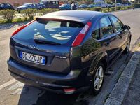 Usado Ford Focus 90 HP (66 kW) 2006 Azul Sedan