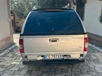 Usata Isuzu Pick up 131 CV (96 kW) 2004 Grigio Pick-up