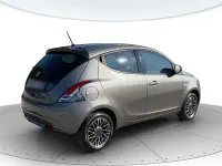 Usata Lancia Ypsilon 69 CV (50 kW) 2023 Asteroid grey Utilitaria