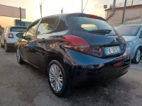 Usata Peugeot 208 Allure 75 CV (55 kW) 2017 Bluazzurro Utilitaria