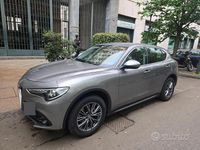 Usata Alfa Romeo Stelvio 2017 Grigio SUV