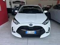 Usata Toyota Yaris 92 CV (67 kW) 2020 Super white Utilitaria