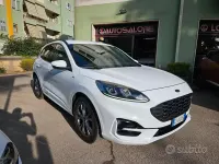 Usata Ford Kuga ST-Line 120 CV (88 kW) 2022 Bianco SUV