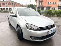 Usata VW Golf VI Comfortline 102 CV (75 kW) 2009 Argento Utilitaria