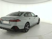 Usata BMW 520 M Sport 197 CV (144 kW) 2025 Grigio Berlina