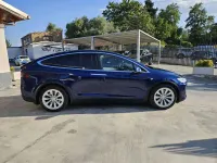 Usata Tesla Model X 158 kW (215 CV) 2018 Blu/azzurro SUV