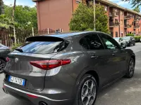 Usata Alfa Romeo Stelvio Ti 209 CV (153 kW) 2022 Grigio SUV