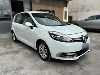 Usata Renault Scénic III XMOD 110 CV (80 kW) 2013 Bianco Monovolume