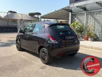 Usata Lancia Ypsilon Gold 69 CV (50 kW) 2014 Grigio Utilitaria