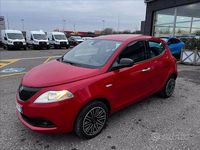 Usata Lancia Ypsilon Silver 70 CV (51 kW) 2023 Rosso Utilitaria