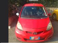 Usata Toyota Aygo Connect Style 68 CV (50 kW) 2011 Rosso Utilitaria