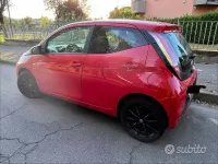 Usata Toyota Aygo 69 CV (50 kW) 2016 Nero Utilitaria