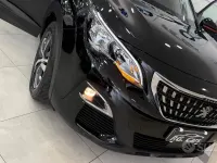 Usata Peugeot 3008 Allure 131 CV (96 kW) 2020 Nero SUV