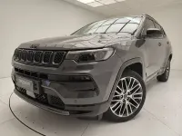 Gebraucht Jeep Compass Summit 131 PS (96 kW) 2025 Grau SUV