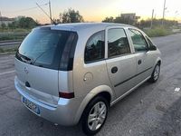Usata Opel Meriva Club 89 CV (65 kW) 2010 Argento Monovolume