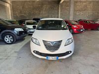 Usata Lancia Ypsilon Silver 80 CV (58 kW) 2013 Bianco Utilitaria