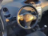 usata Toyota Yaris 5p 1.3 dual Sol