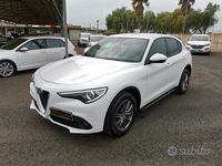 Usata Alfa Romeo Stelvio Super 210 CV (154 kW) 2018 Bianco SUV