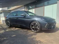 Usata Cupra Leon 150 CV (110 kW) 2025 Grigio metallizzato antracite Berlina