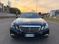Usata Mercedes E350 Avantgarde 231 CV (169 kW) 2010 Blu/azzurro Station wagon