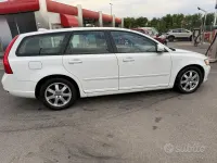 Usata Volvo V50 Plus 115 CV (84 kW) 2011 Bianco Station wagon