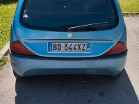 Usata Lancia Ypsilon 60 CV (44 kW) 1999 Blu Utilitaria