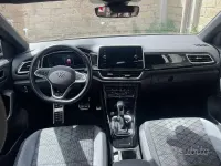 Usata VW T-Roc R-line 150 CV (110 kW) 2024 Nero SUV