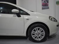 Usata Fiat Punto Street 75 CV (55 kW) 2014 Bianco Utilitaria