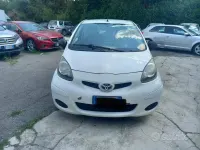 Usata Toyota Aygo 68 CV (50 kW) 2011 Bianco Utilitaria