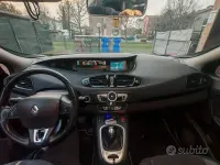 Usata Renault Scénic 110 CV (80 kW) 2015 Nero Monovolume